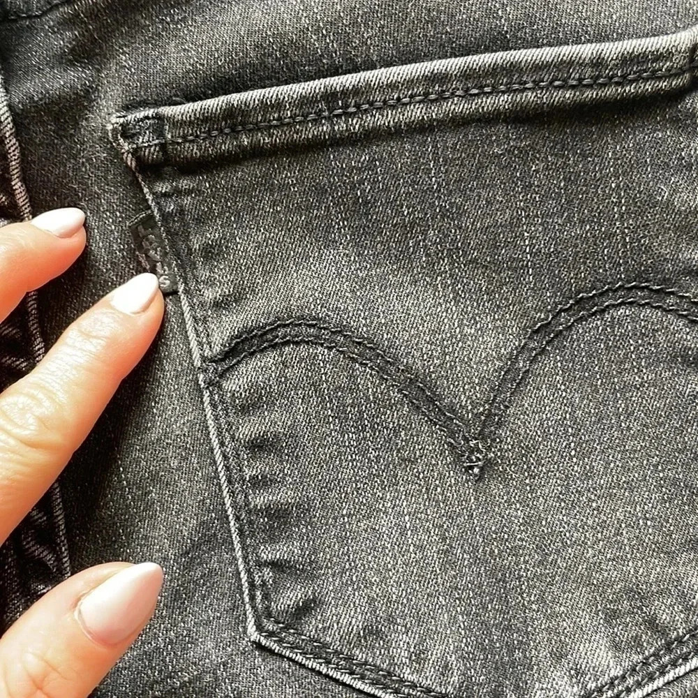 Levi's 720 High Rise Super Skinny Jeans - Picture 15 of 15